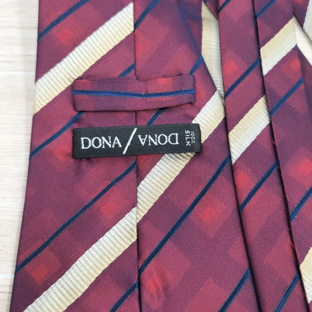 Dona Dona 100% Silk Monochromatic Neck Tie Maroon Blue & Champagne Stripe 59